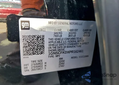 2023 Chevrolet Suburban C1500 Premier z USA, uszkodzony, nr VIN 1GNSCFKDXPR162461